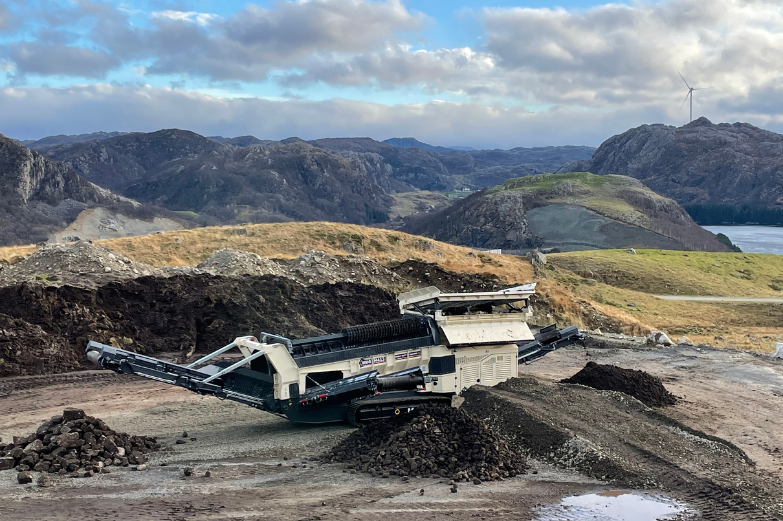 M413 Case Study - Processing Overburden