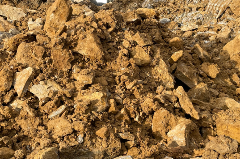 M413 Case Study - Tackling Extremely Sticky Clay (3)