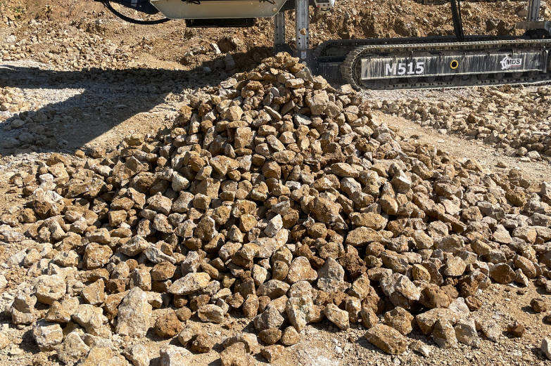 M515 Case Study - Processing Sticky Limestone (4)