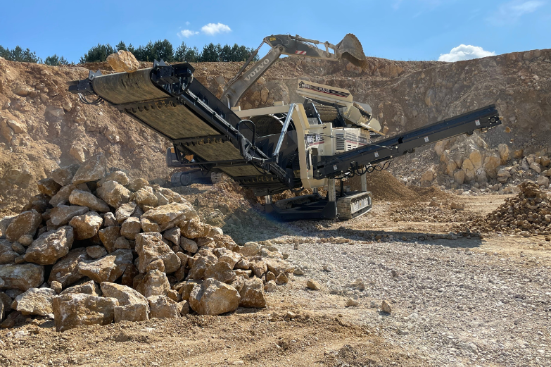 M515 Case Study - Processing Sticky Limestone