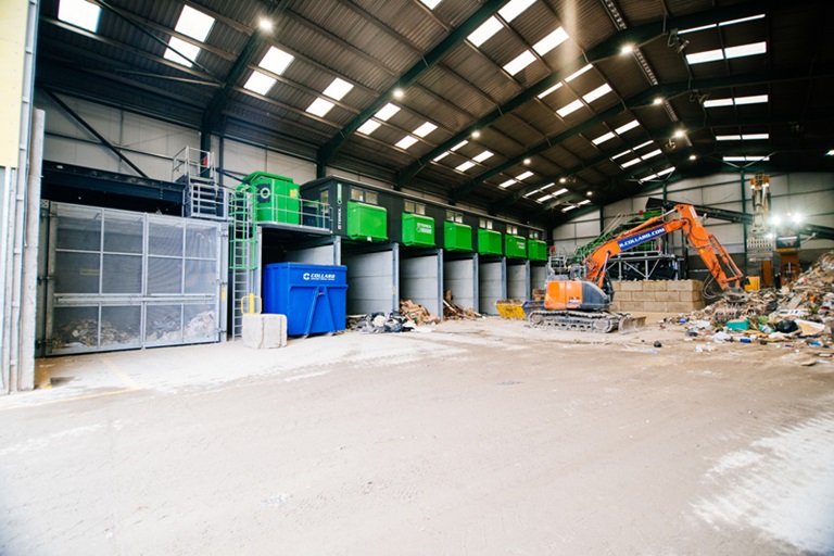 6-bay-picking-station-ground