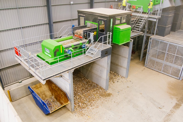 Eddy-Current-Separator-and-Picking-Station