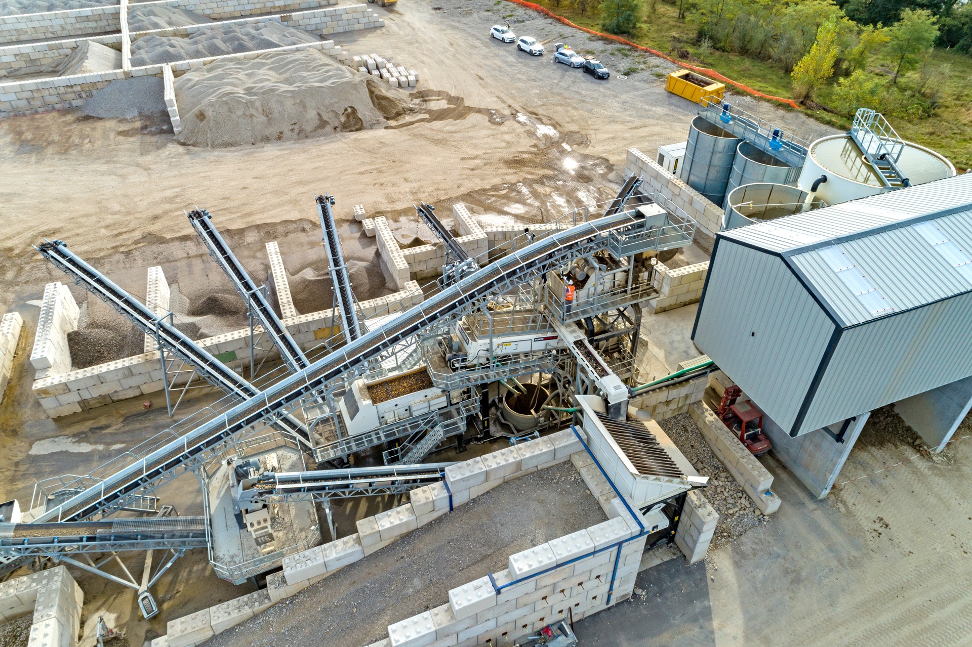 C&D - H12 & H20, 12 X 5 Deck, AggreScrub, FM 1202G, MPS impact crusher, Floc Dosin (9)