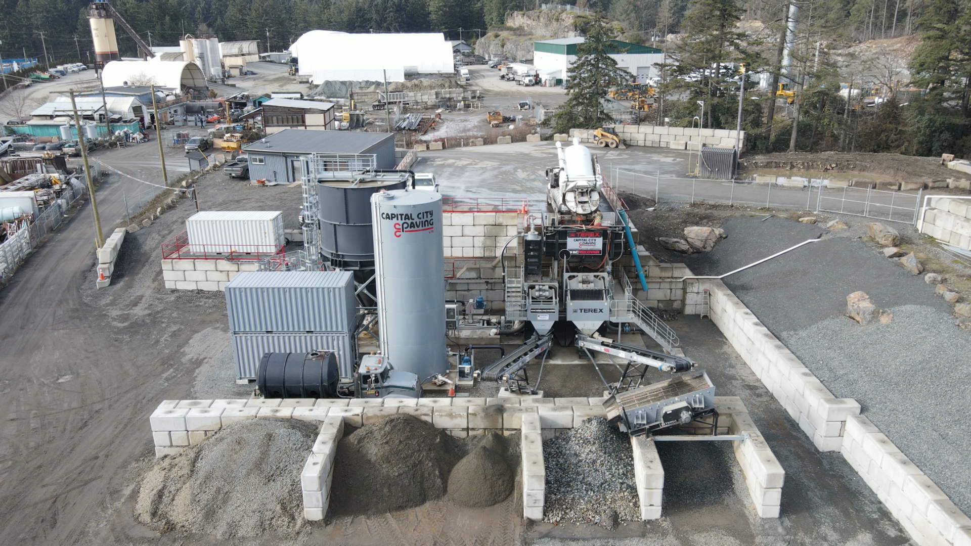 hydro-vac-recovery-vac-truck-recovery-hero